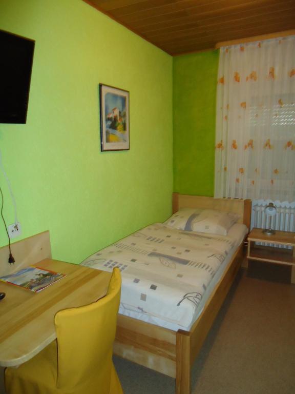 Gasthaus&Pension Lisas-Welt Ehrenberg  Zimmer foto